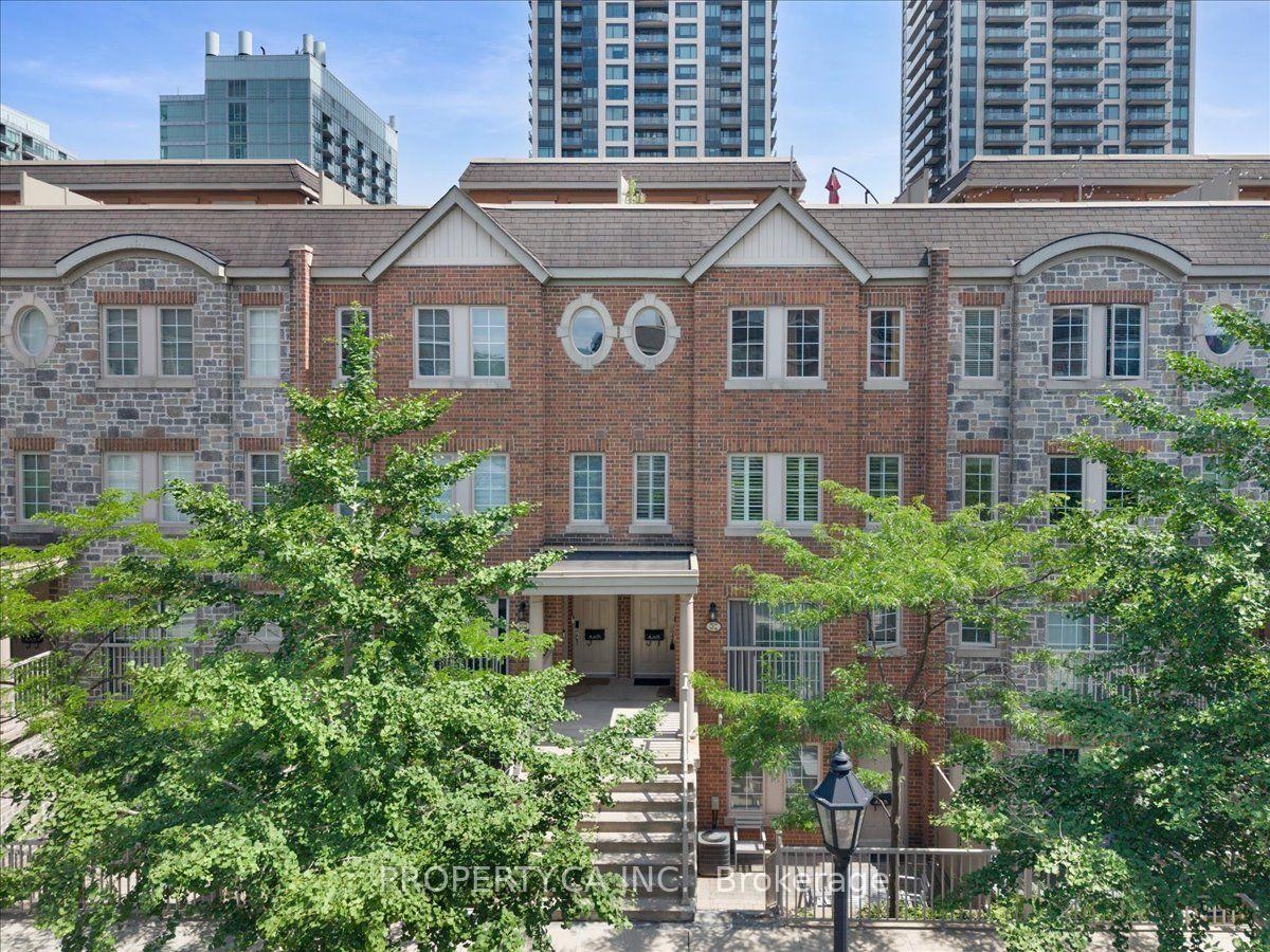 Photo 1 of Unit Th92, 9 Windermere Avenue, Toronto, High Park-Swansea — HOMEH