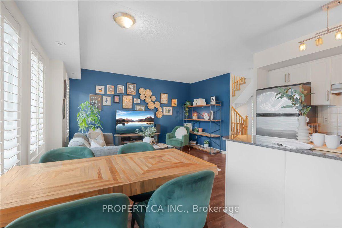 Photo 5 of Unit Th92, 9 Windermere Avenue, Toronto, High Park-Swansea — HOMEH