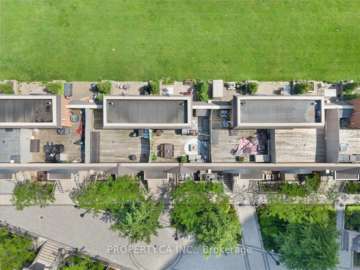 Photo 16 of Unit Th92, 9 Windermere Avenue, Toronto, High Park-Swansea — HOMEH