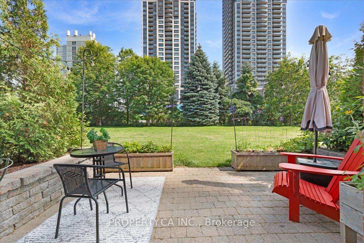Photo 18 of Unit Th92, 9 Windermere Avenue, Toronto, High Park-Swansea — HOMEH