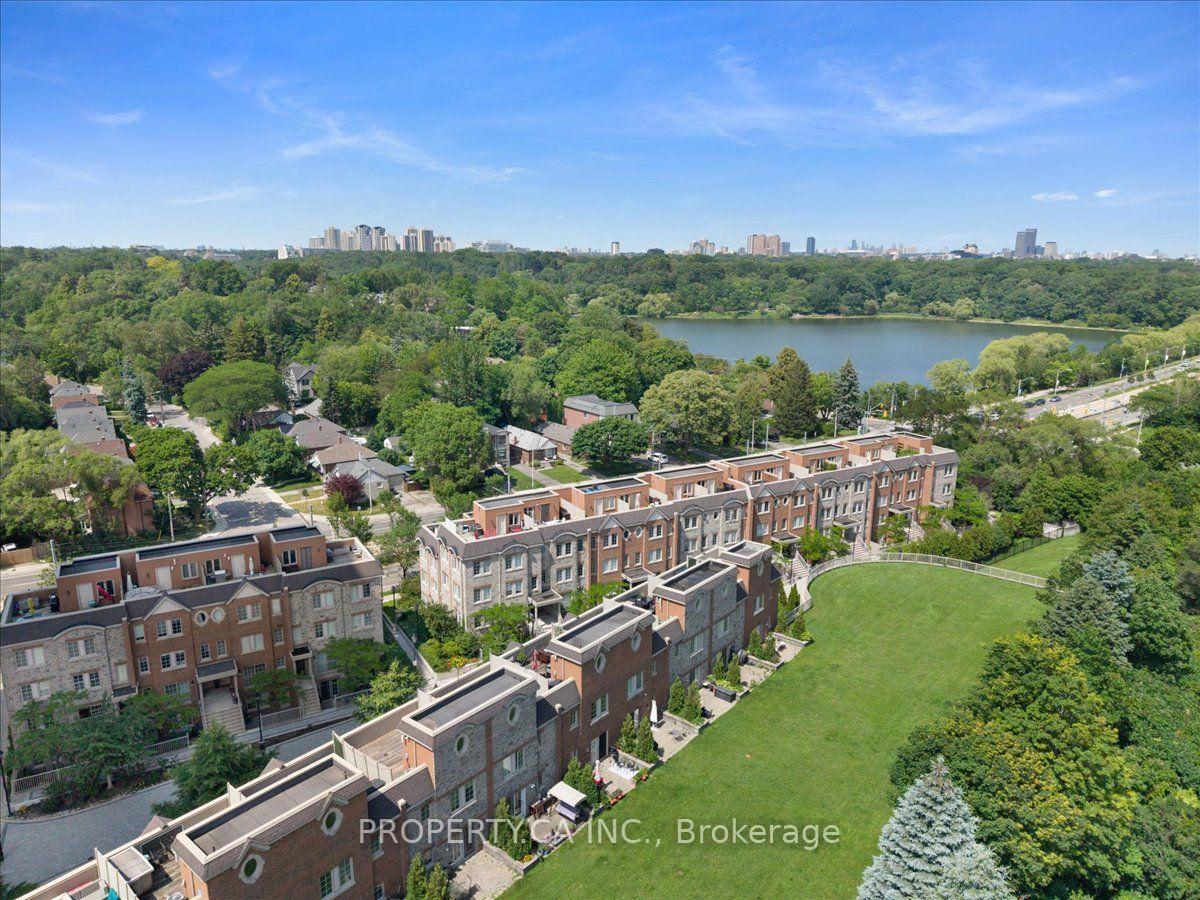Photo 19 of Unit Th92, 9 Windermere Avenue, Toronto, High Park-Swansea — HOMEH