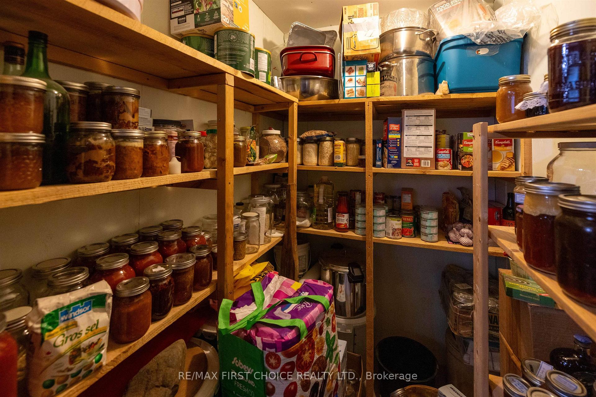 Photo 25 of 250 Falls Road, Neebing, Blake — HOMEH