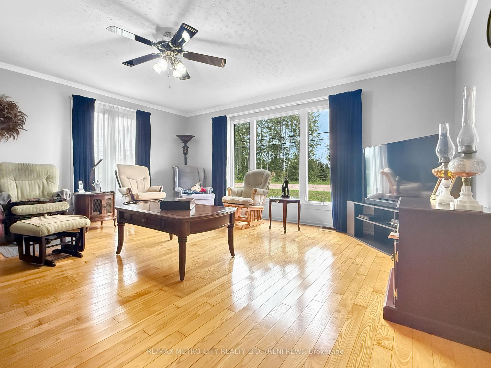 Photo 6 of 1247 Haley Road, Whitewater Region, Whitewater Region — HOMEH