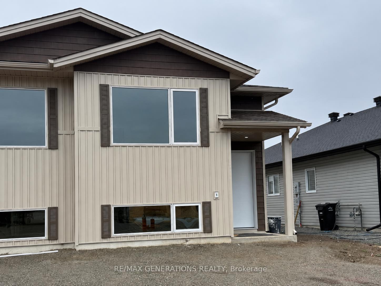 Photo 1 of 154 Bruin Crescent, Thunder Bay, Parkdale — HOMEH