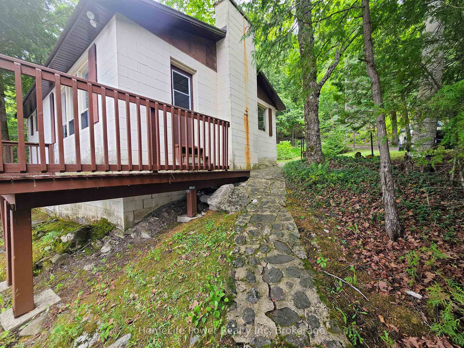 Photo 16 of 1021 Chalmers Lane, Frontenac, Frontenac North — HOMEH