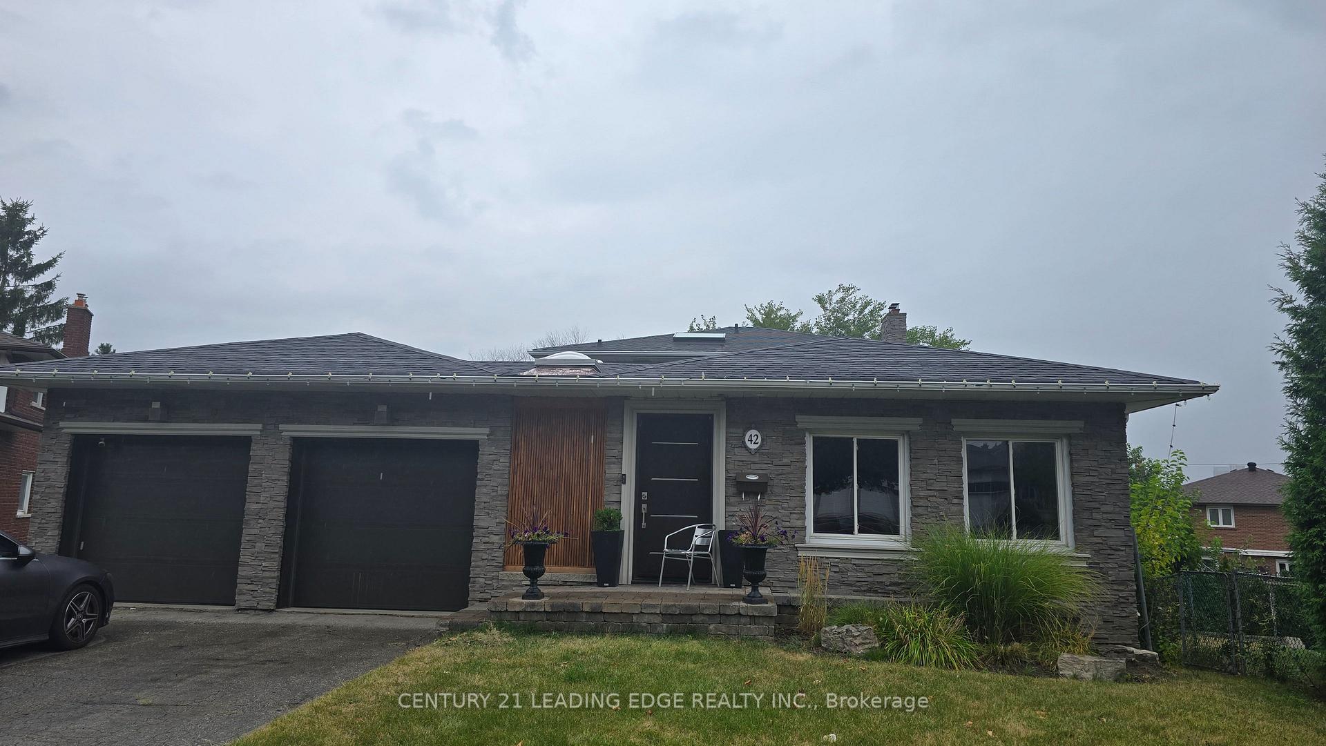 Photo 2 of Unit Bsmt, 42 Arkona Drive, Scarborough, Tam O'Shanter-Sullivan — HOMEH