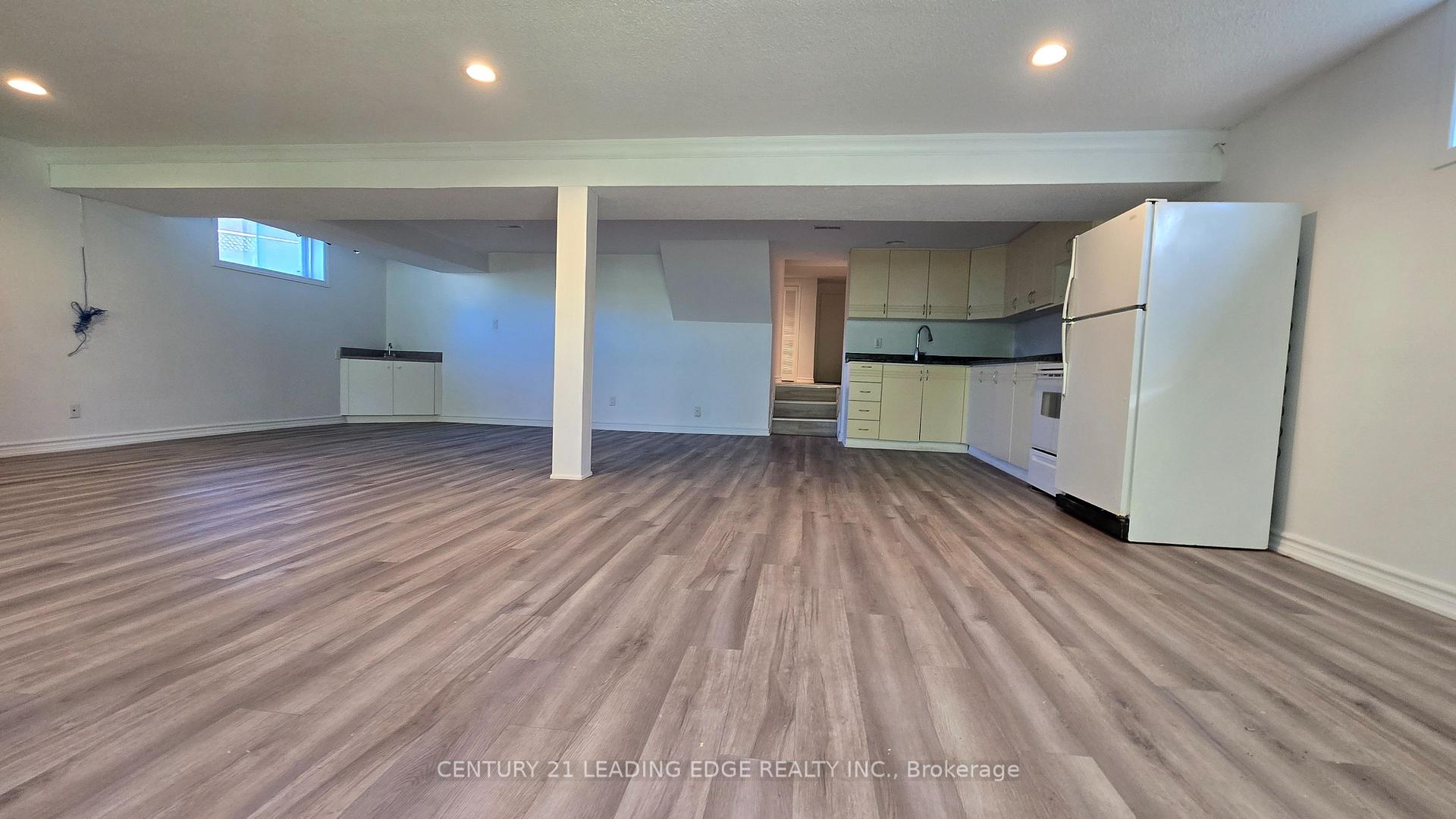 Photo 6 of Unit Bsmt, 42 Arkona Drive, Scarborough, Tam O'Shanter-Sullivan — HOMEH