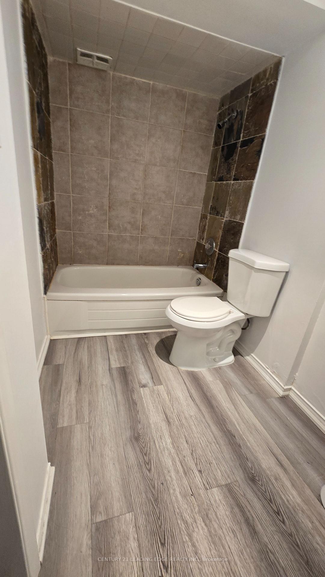 Photo 11 of Unit Bsmt, 42 Arkona Drive, Scarborough, Tam O'Shanter-Sullivan — HOMEH