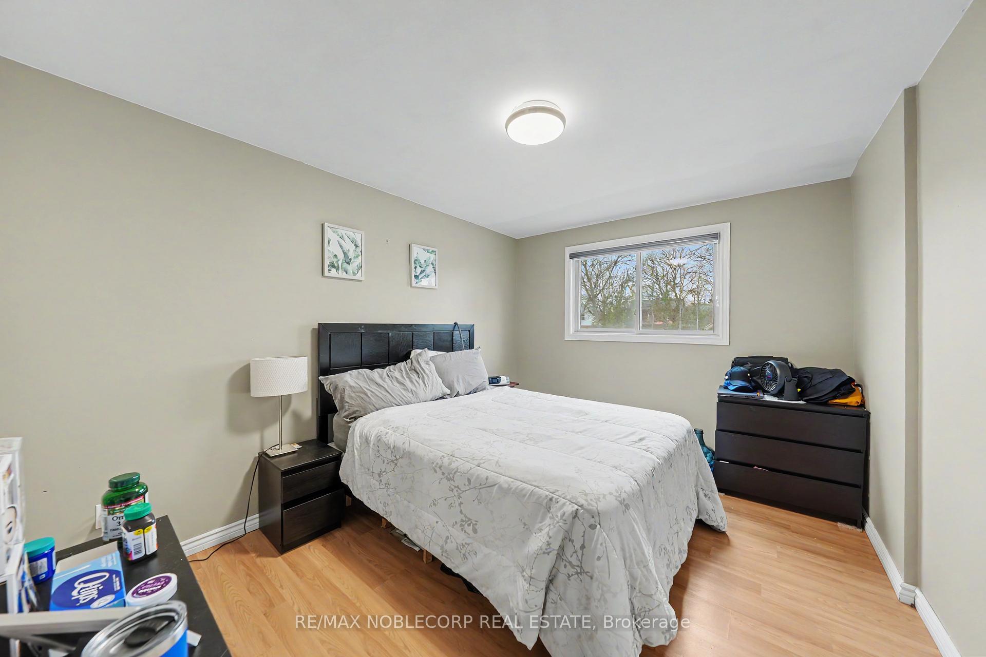 Photo 22 of 24 Maple Avenue W, New Tecumseth, Beeton — HOMEH