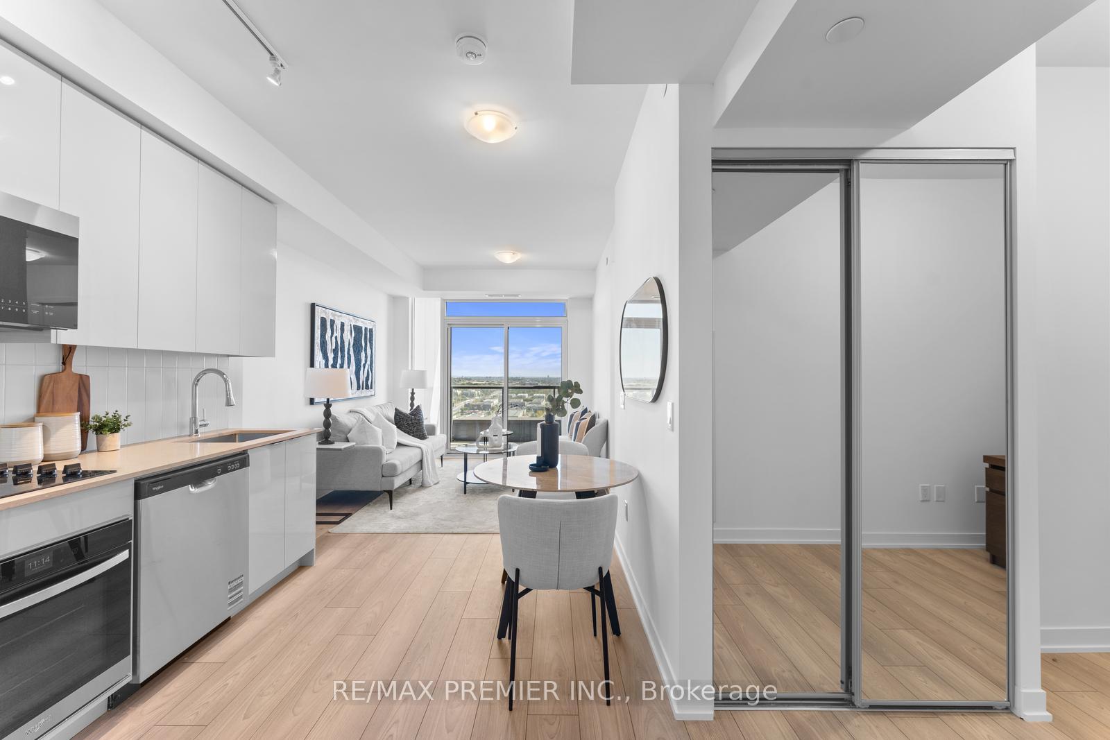Photo 6 of Unit 2206, 474 Caldari Road, Vaughan, Concord — HOMEH