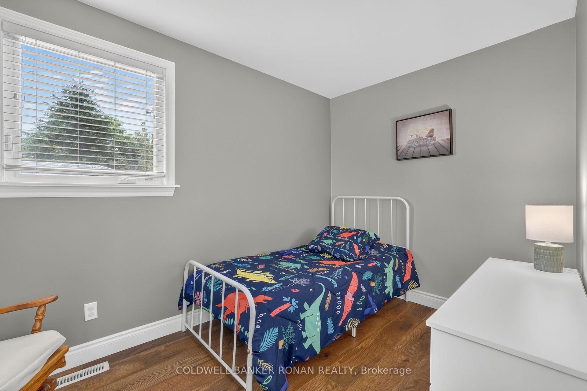 Photo 20 of 281 Tupper Boulevard, New Tecumseth, Alliston — HOMEH