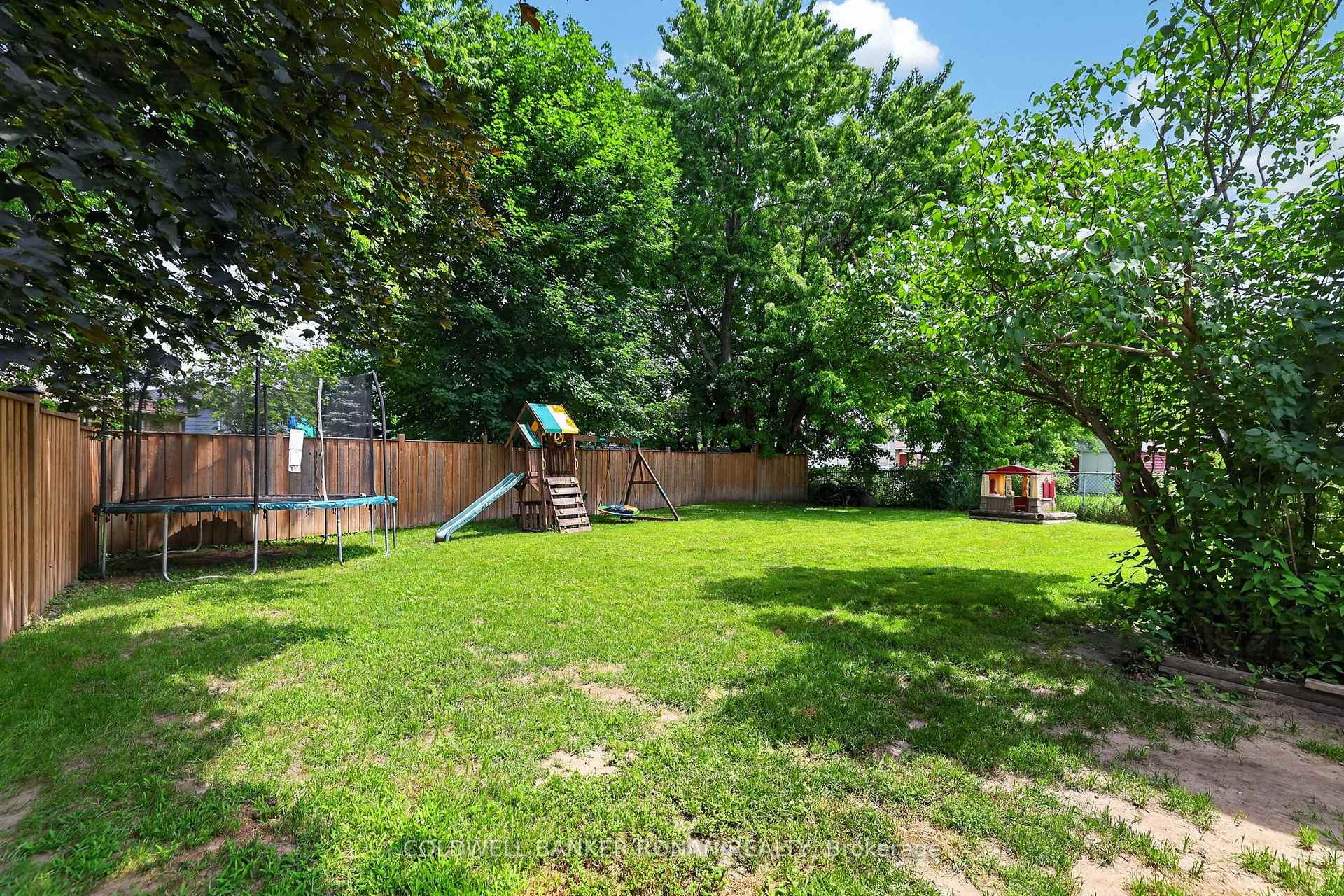 Photo 37 of 281 Tupper Boulevard, New Tecumseth, Alliston — HOMEH
