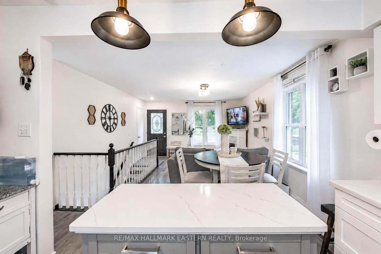 Photo 6 of 297 Towerhill Road, Peterborough, Northcrest Ward 5 — HOMEH
