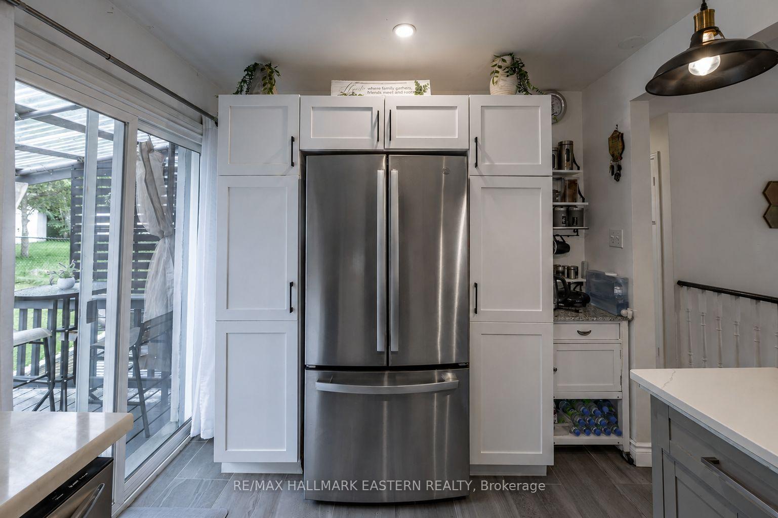 Photo 9 of 297 Towerhill Road, Peterborough, Northcrest Ward 5 — HOMEH