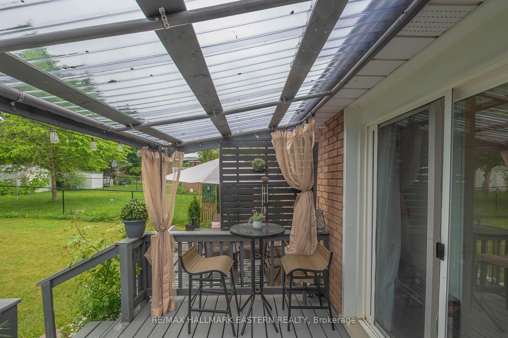 Photo 28 of 297 Towerhill Road, Peterborough, Northcrest Ward 5 — HOMEH