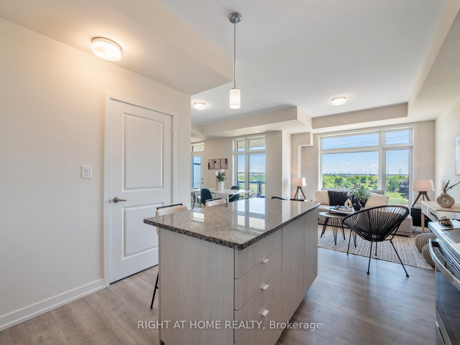 Photo 9 of Unit 403, 2550 Castlegate Crossing, Pickering, Duffin Heights — HOMEH