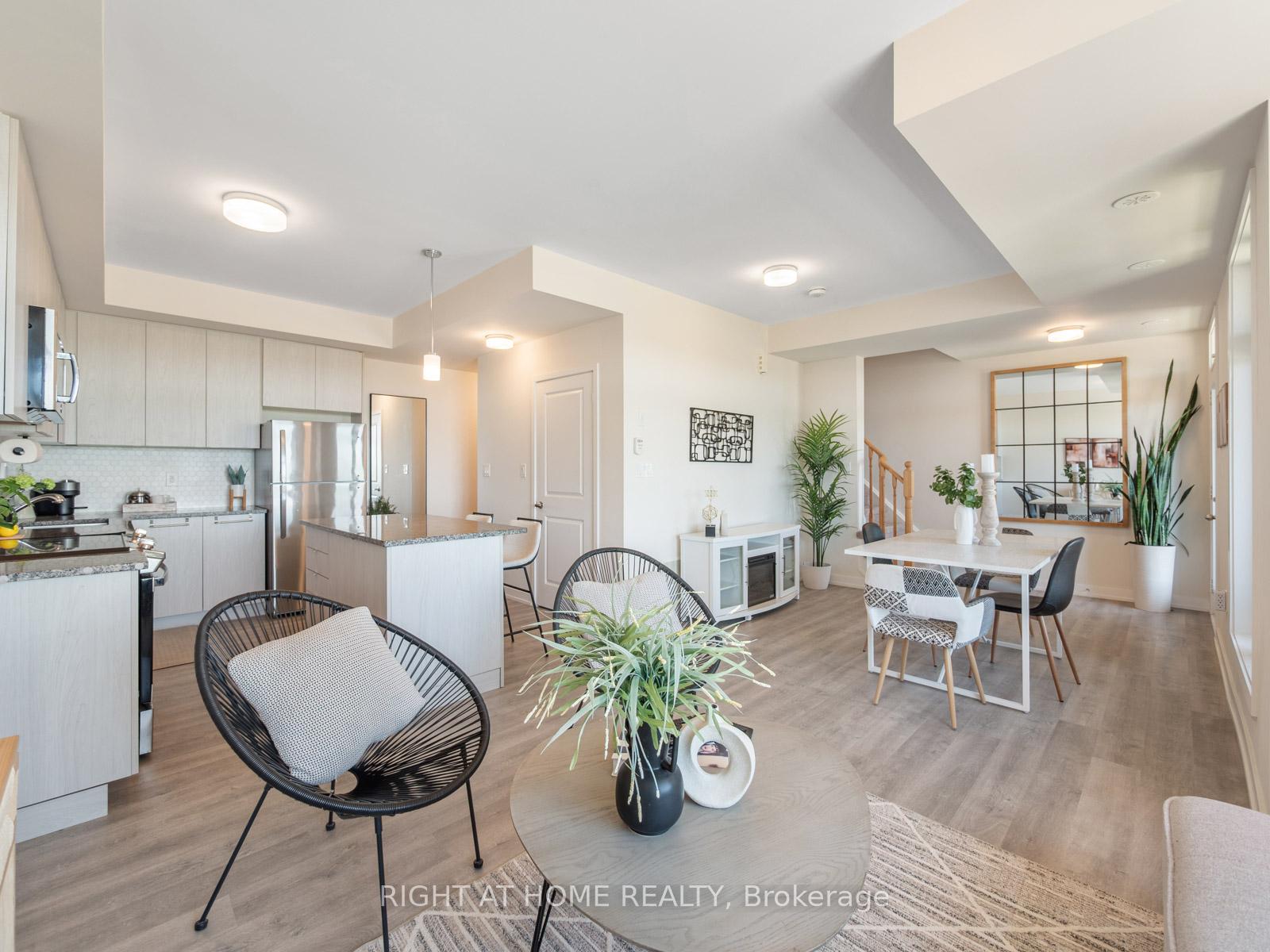 Photo 21 of Unit 403, 2550 Castlegate Crossing, Pickering, Duffin Heights — HOMEH