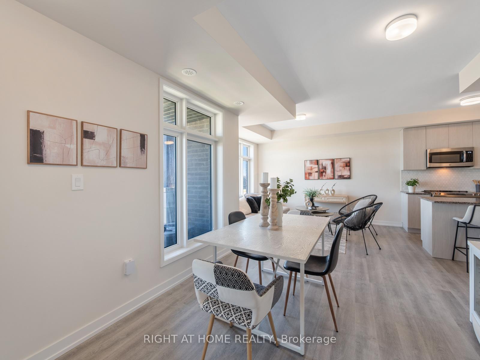 Photo 22 of Unit 403, 2550 Castlegate Crossing, Pickering, Duffin Heights — HOMEH