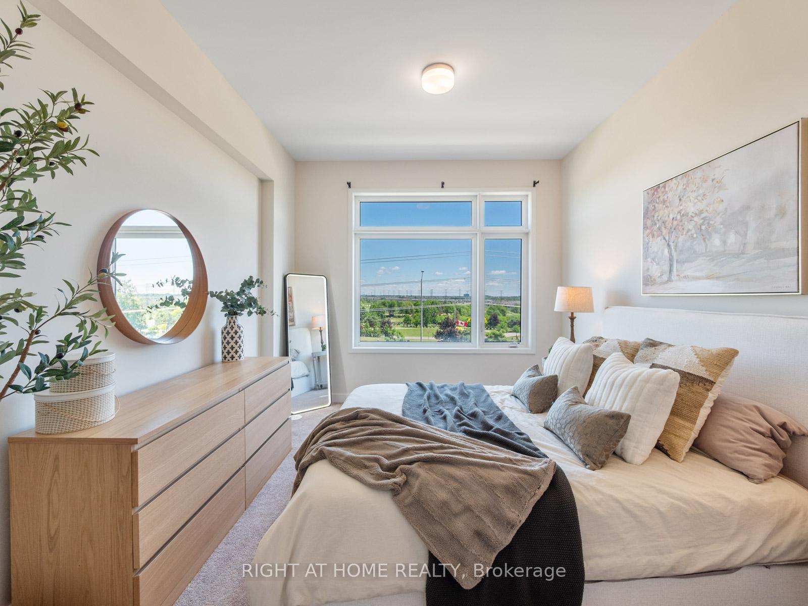 Photo 27 of Unit 403, 2550 Castlegate Crossing, Pickering, Duffin Heights — HOMEH
