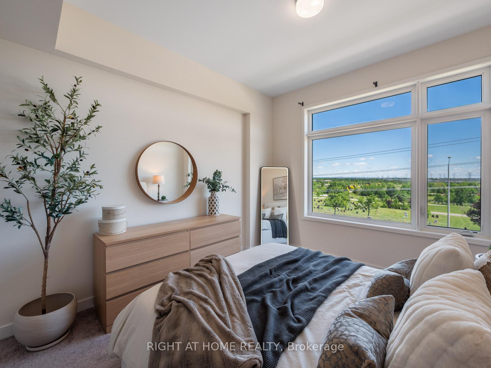 Photo 28 of Unit 403, 2550 Castlegate Crossing, Pickering, Duffin Heights — HOMEH
