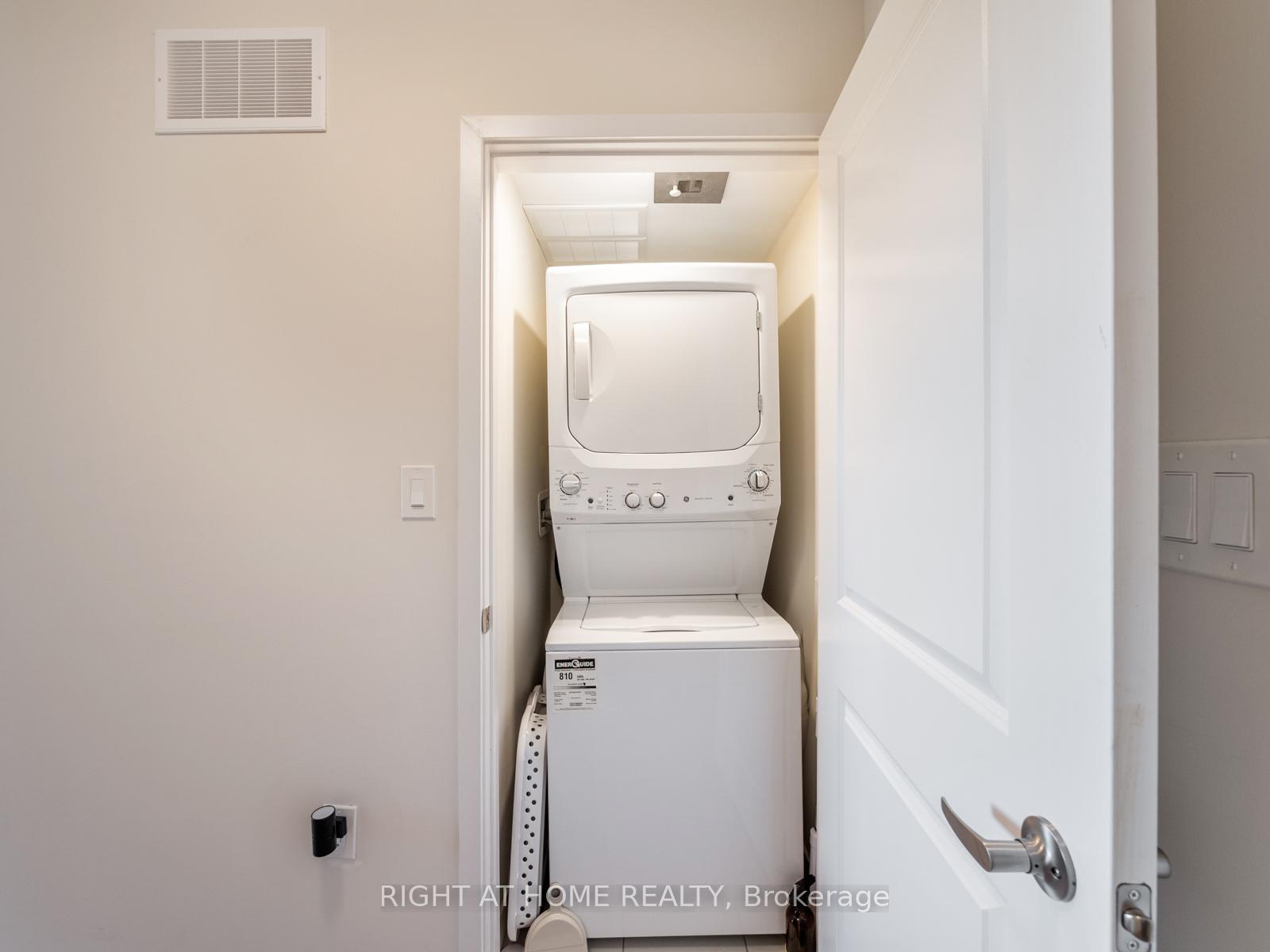Photo 37 of Unit 403, 2550 Castlegate Crossing, Pickering, Duffin Heights — HOMEH