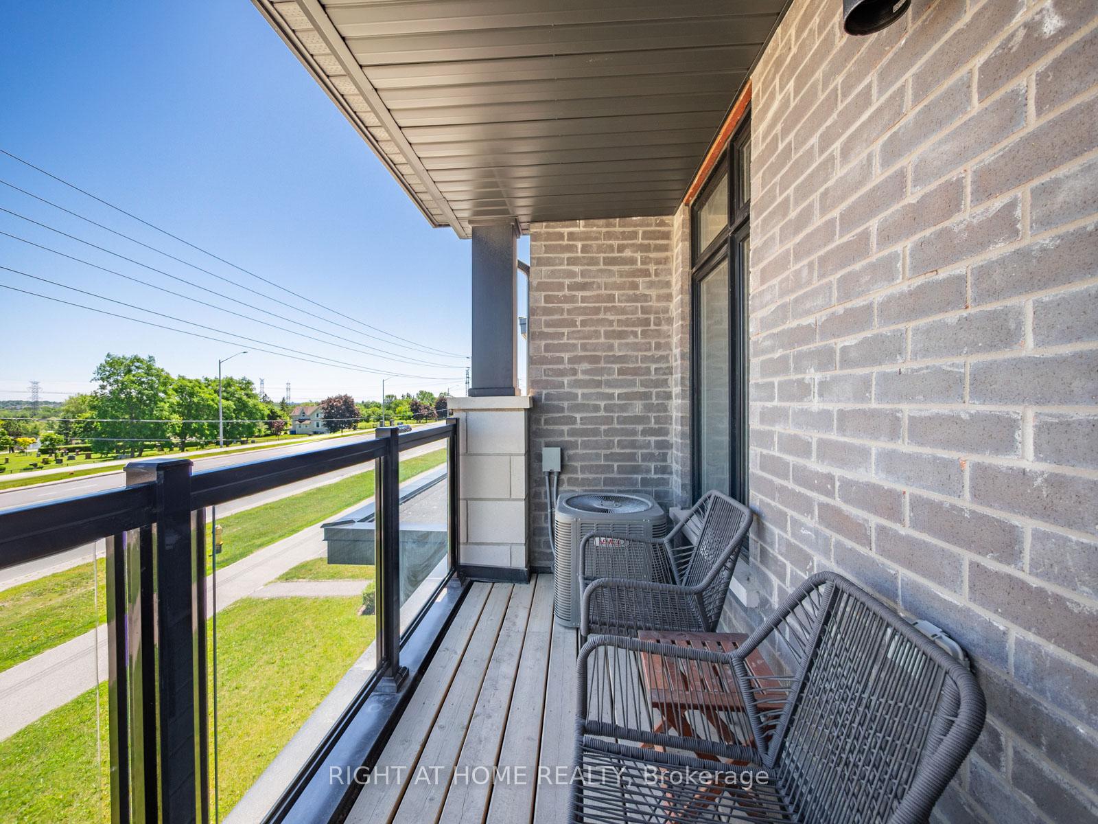 Photo 39 of Unit 403, 2550 Castlegate Crossing, Pickering, Duffin Heights — HOMEH
