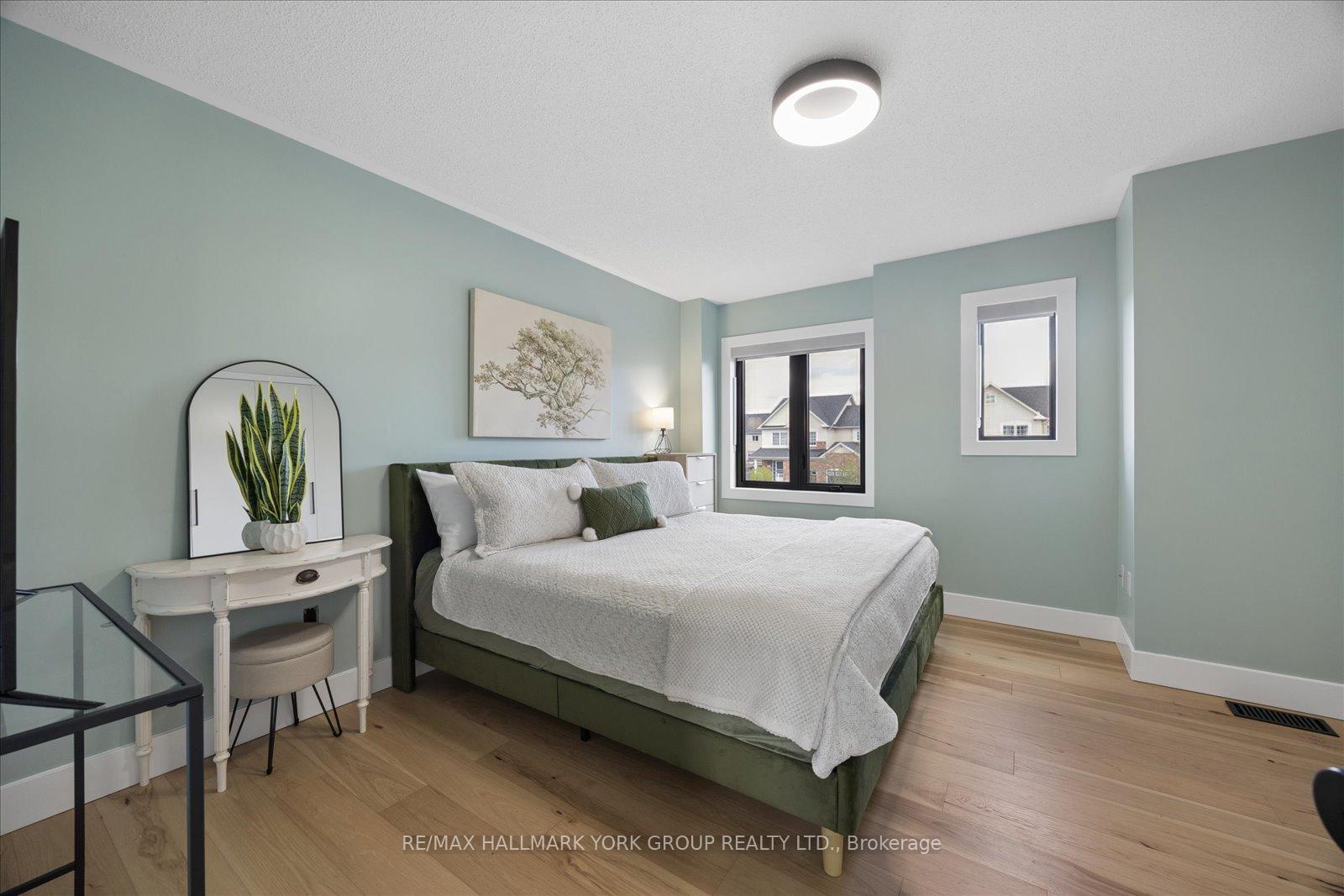 Photo 22 of 50 Hammill Heights, East Gwillimbury, Mt Albert — HOMEH
