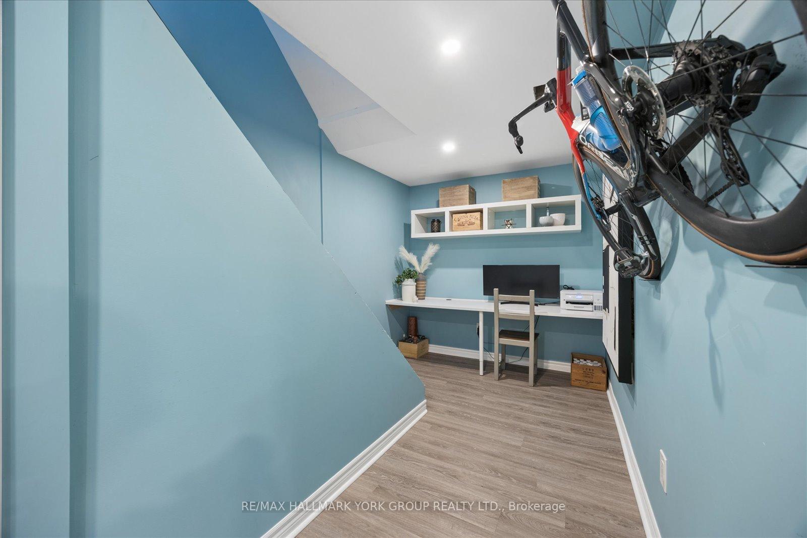 Photo 33 of 50 Hammill Heights, East Gwillimbury, Mt Albert — HOMEH