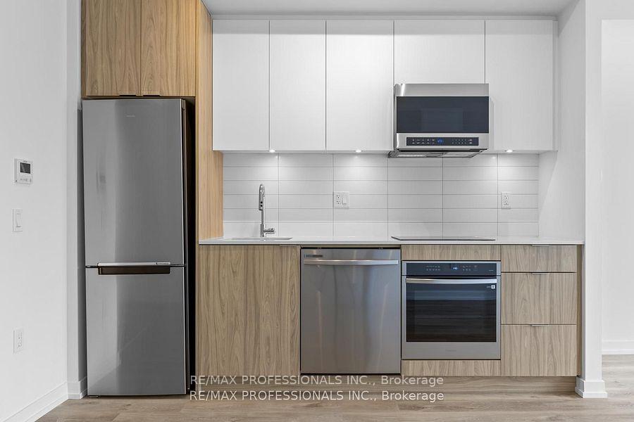 Photo 10 of Unit 219, 6 Chartwell Road, Etobicoke, Stonegate-Queensway — HOMEH