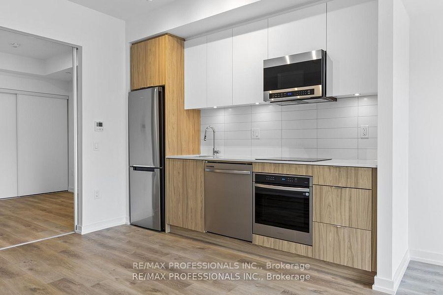Photo 12 of Unit 219, 6 Chartwell Road, Etobicoke, Stonegate-Queensway — HOMEH