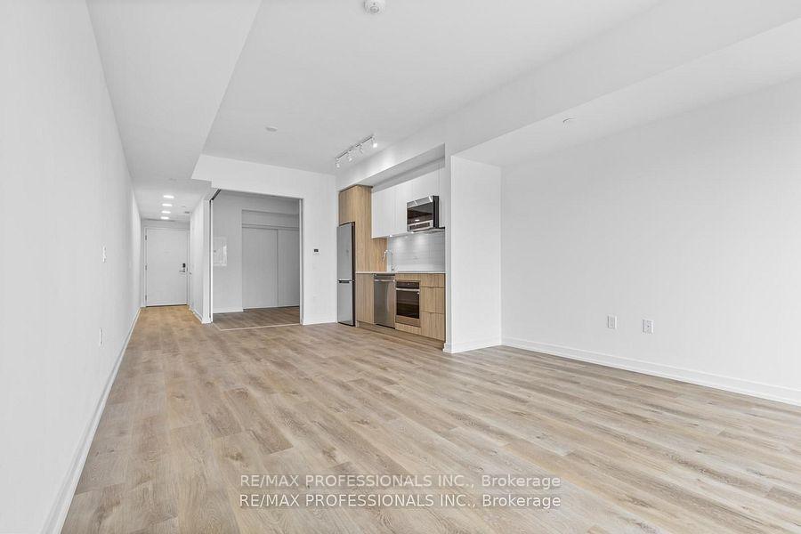 Photo 13 of Unit 219, 6 Chartwell Road, Etobicoke, Stonegate-Queensway — HOMEH