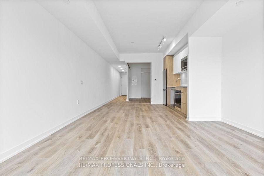 Photo 14 of Unit 219, 6 Chartwell Road, Etobicoke, Stonegate-Queensway — HOMEH