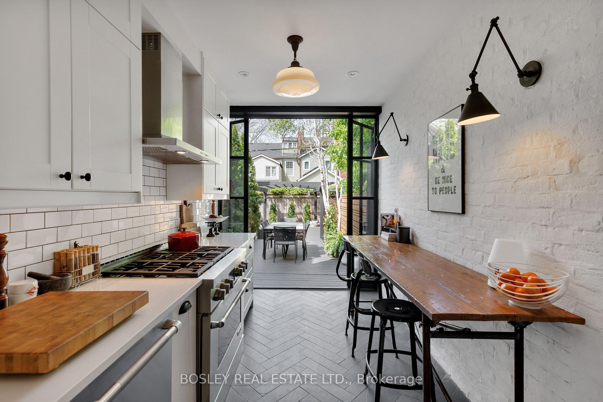 Photo 14 of 356 Ontario Street, Toronto, Moss Park — HOMEH