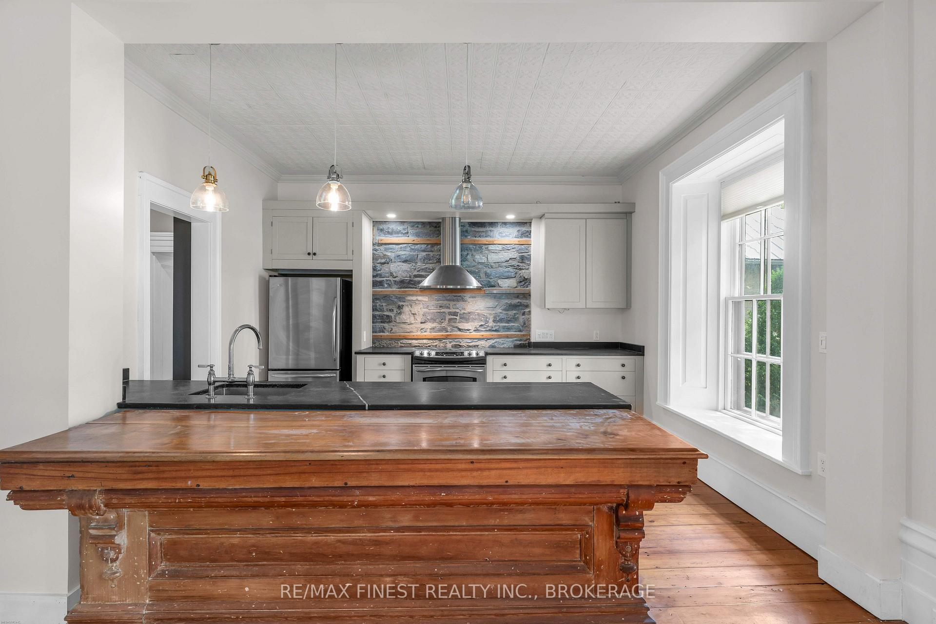 Photo 9 of 4247 Henderson Road, Frontenac, Frontenac South — HOMEH