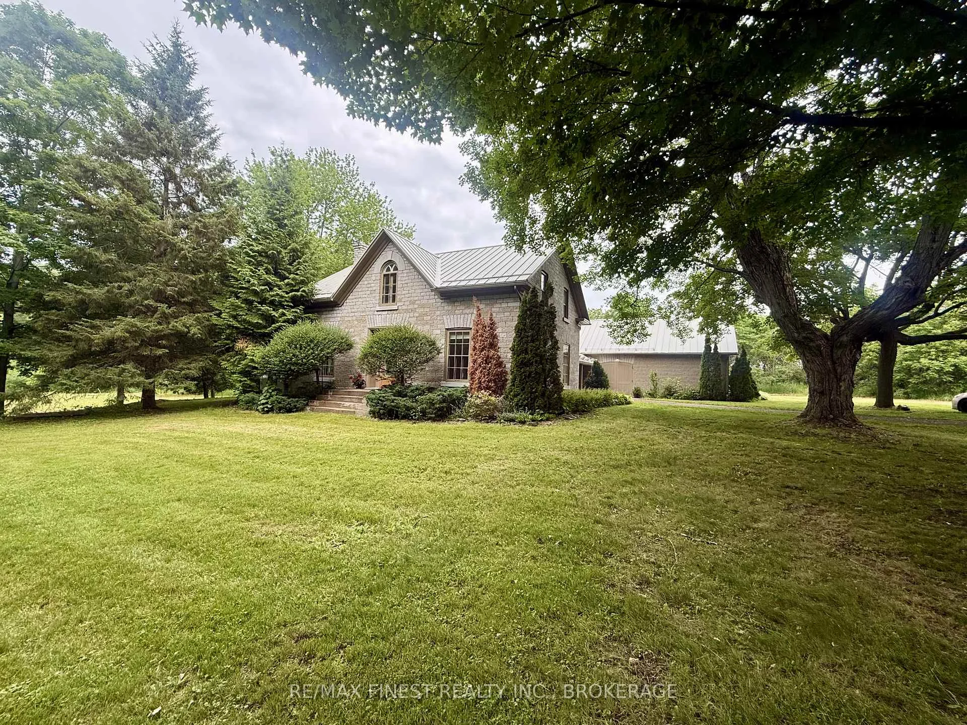 Photo 1 of 4247 Henderson Road, Frontenac, Frontenac South — HOMEH
