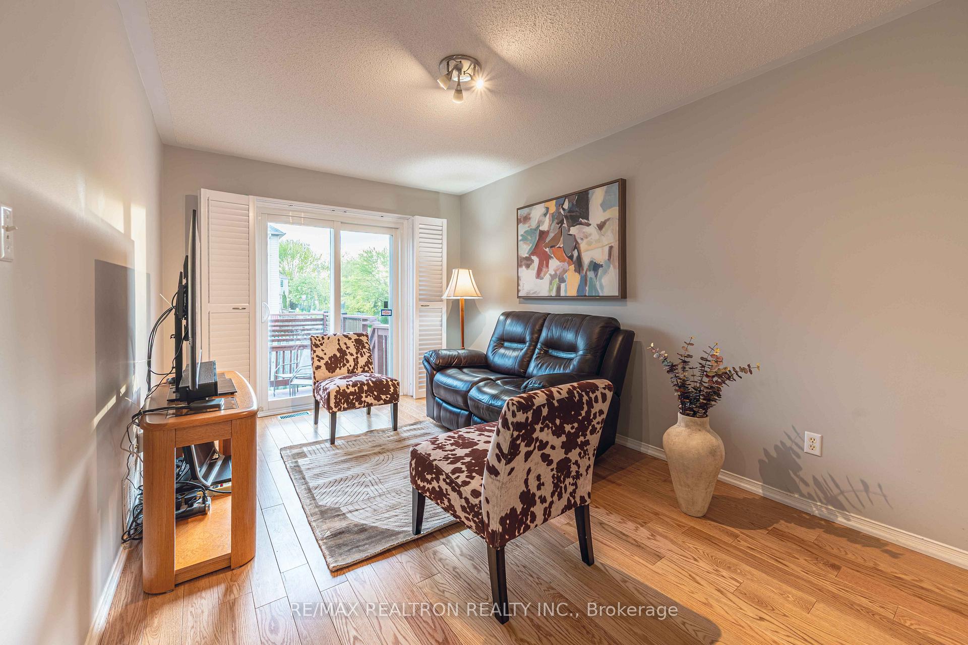 Photo 13 of 41 Lax Avenue, Ajax, Central — HOMEH