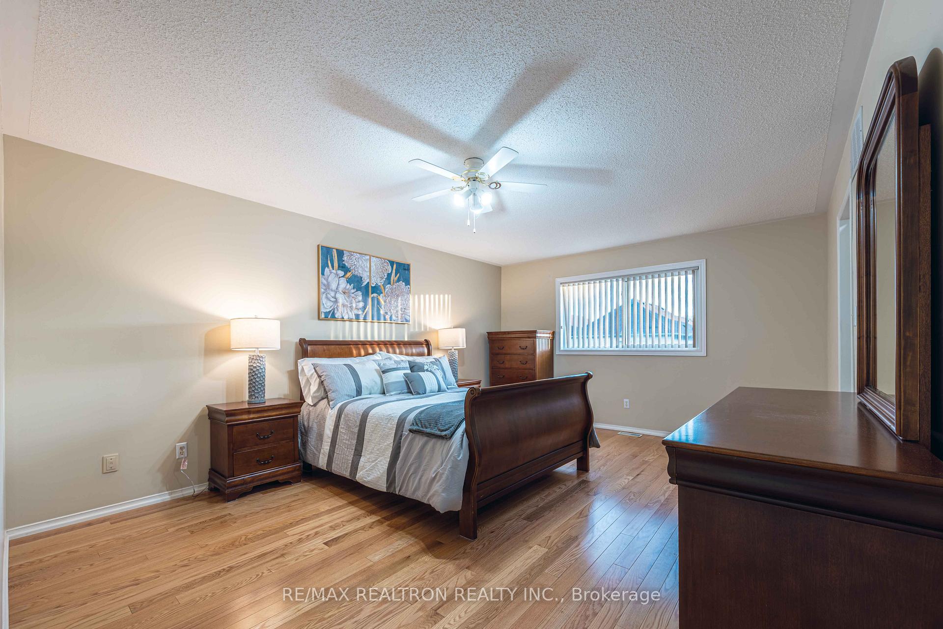 Photo 18 of 41 Lax Avenue, Ajax, Central — HOMEH
