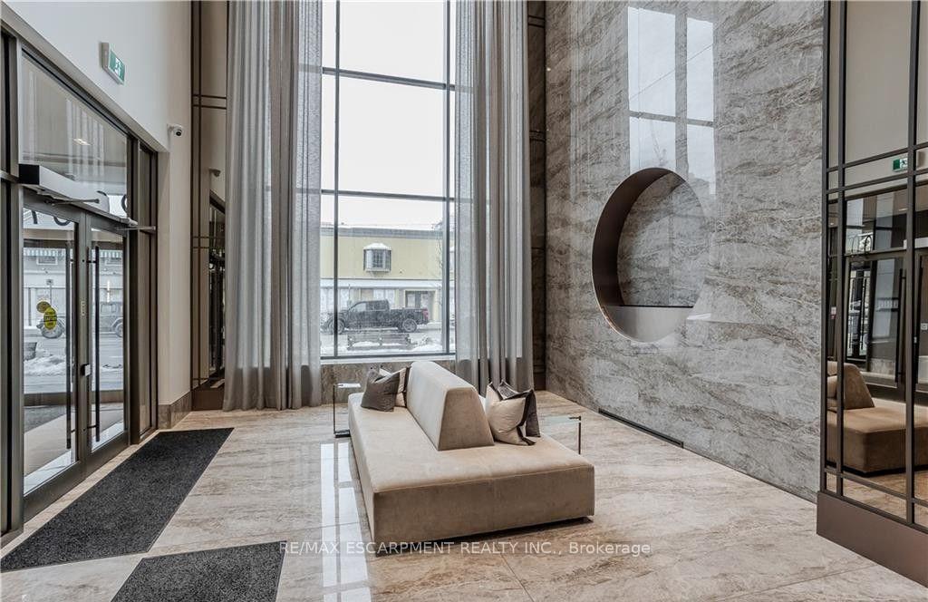 Photo 2 of Unit 1603, 2007 James Street, Burlington, Brant — HOMEH