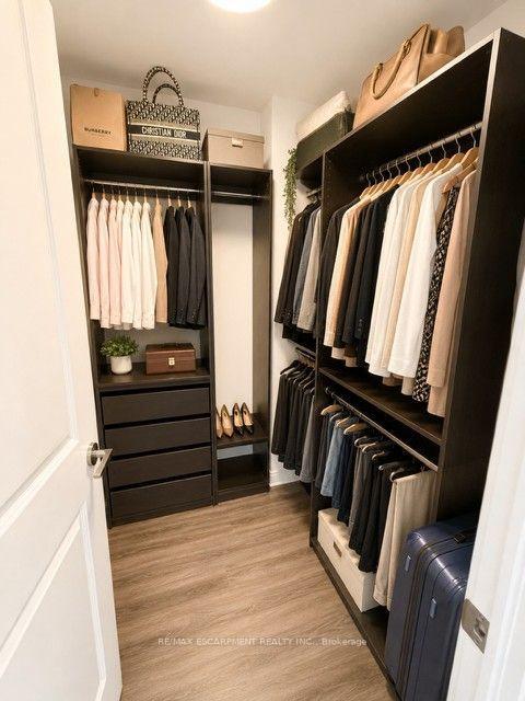 Photo 8 of Unit 1603, 2007 James Street, Burlington, Brant — HOMEH