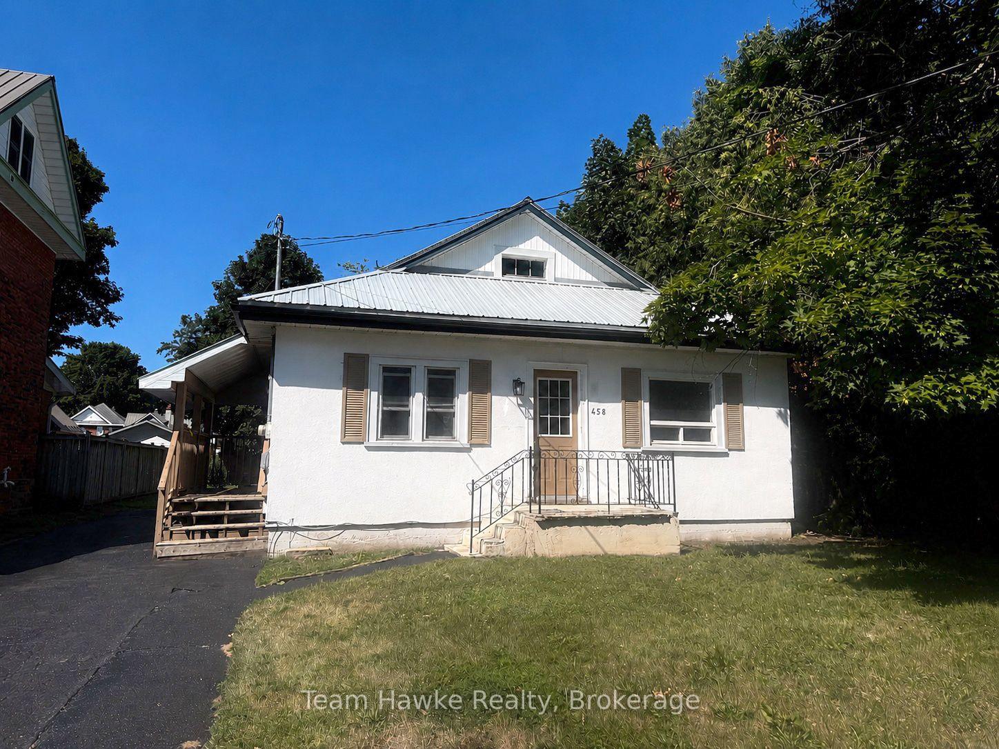 Photo 1 of 458 Russell Street, Midland — HOMEH