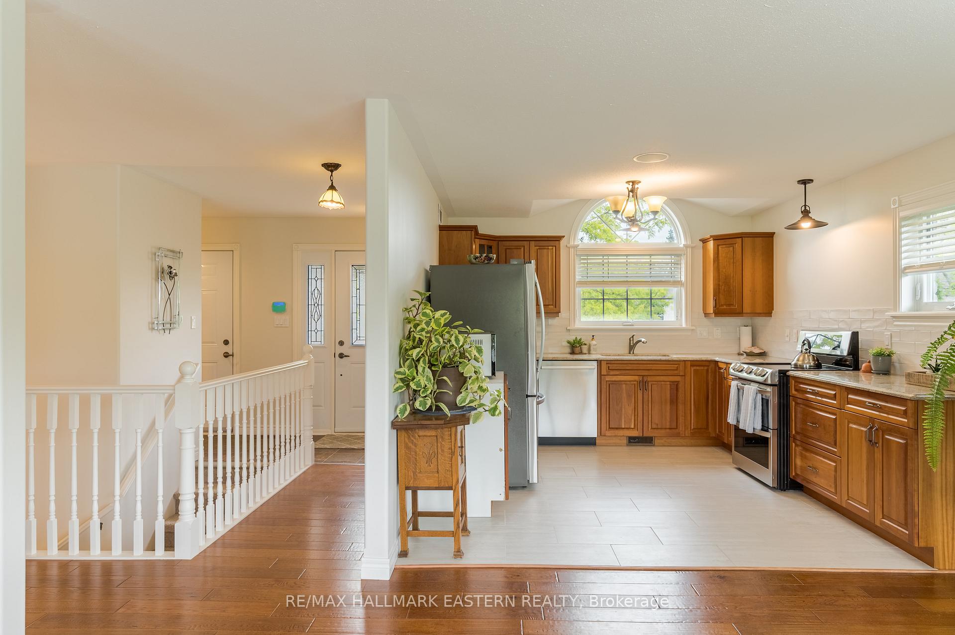 Photo 3 of Unit 35, 301 Carnegie Avenue, Peterborough, Northcrest Ward 5 — HOMEH