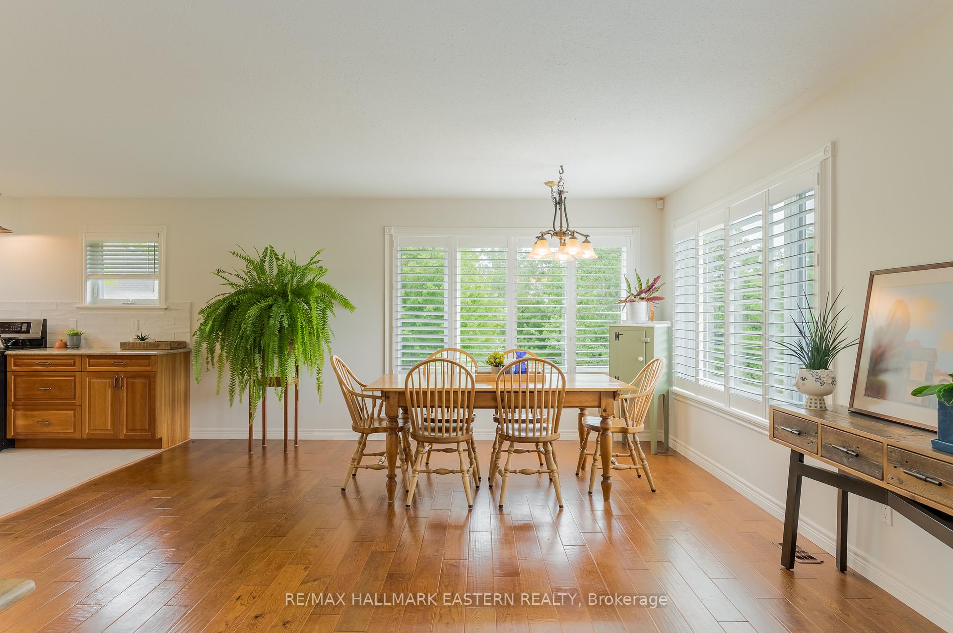 Photo 9 of Unit 35, 301 Carnegie Avenue, Peterborough, Northcrest Ward 5 — HOMEH