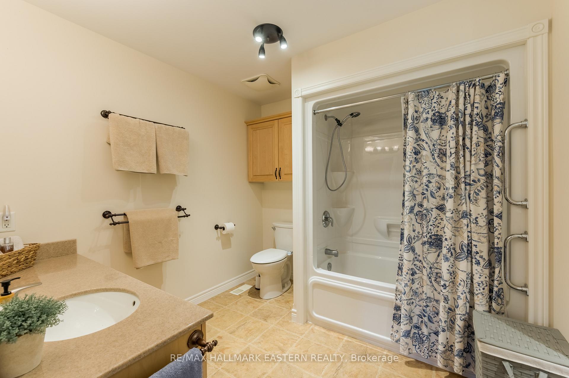Photo 18 of Unit 35, 301 Carnegie Avenue, Peterborough, Northcrest Ward 5 — HOMEH