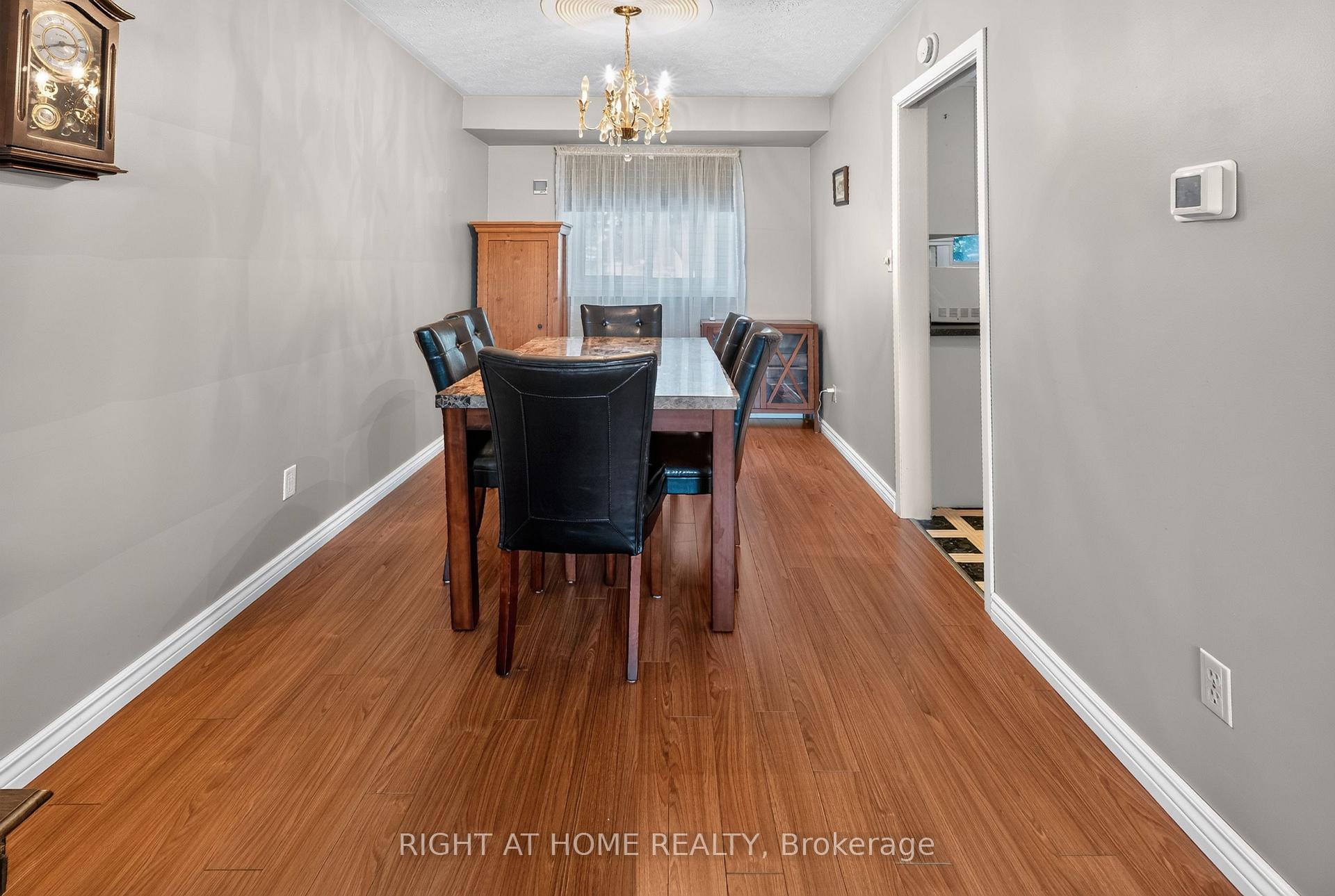Photo 11 of 49 Locke Avenue, St. Thomas — HOMEH
