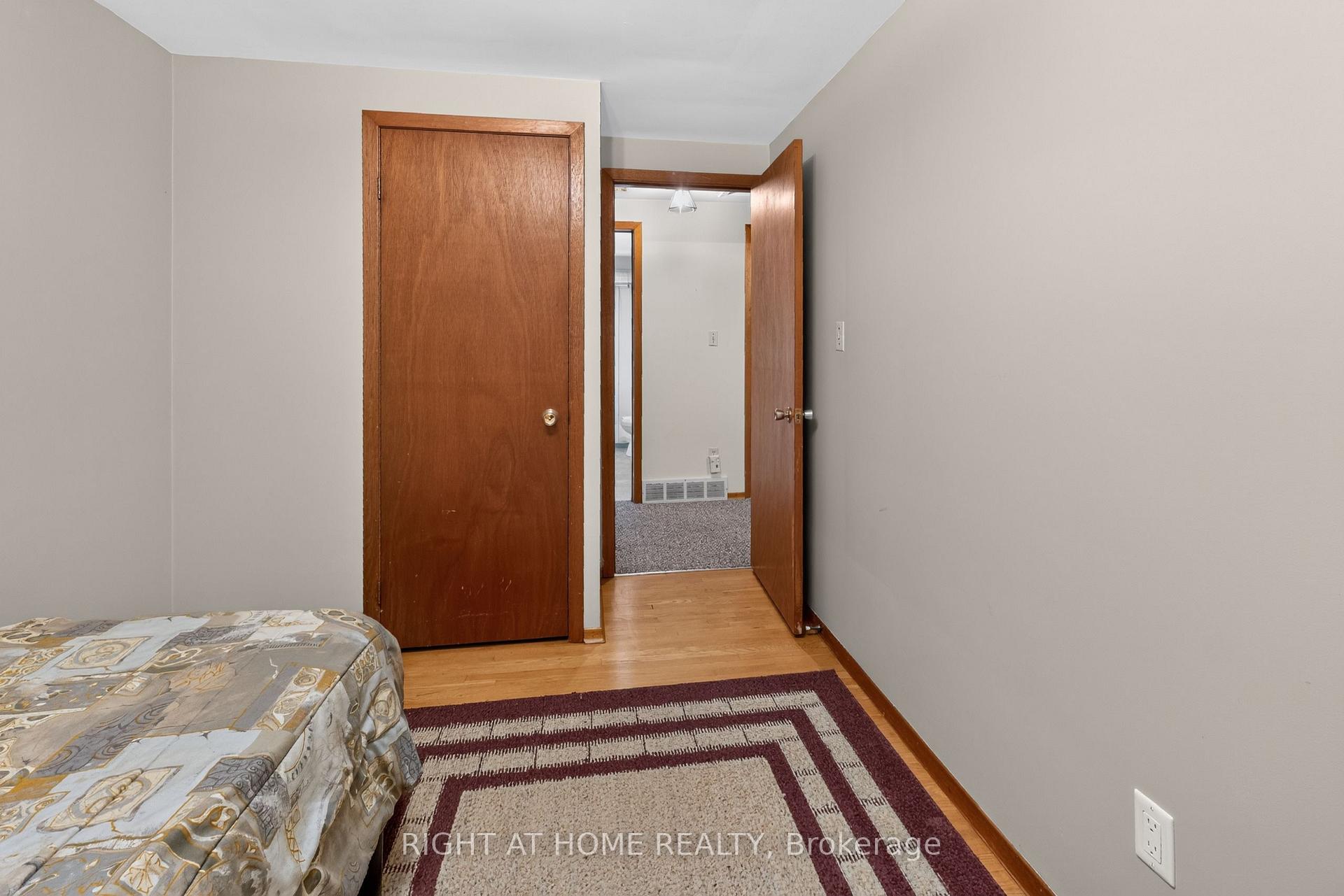 Photo 15 of 49 Locke Avenue, St. Thomas — HOMEH