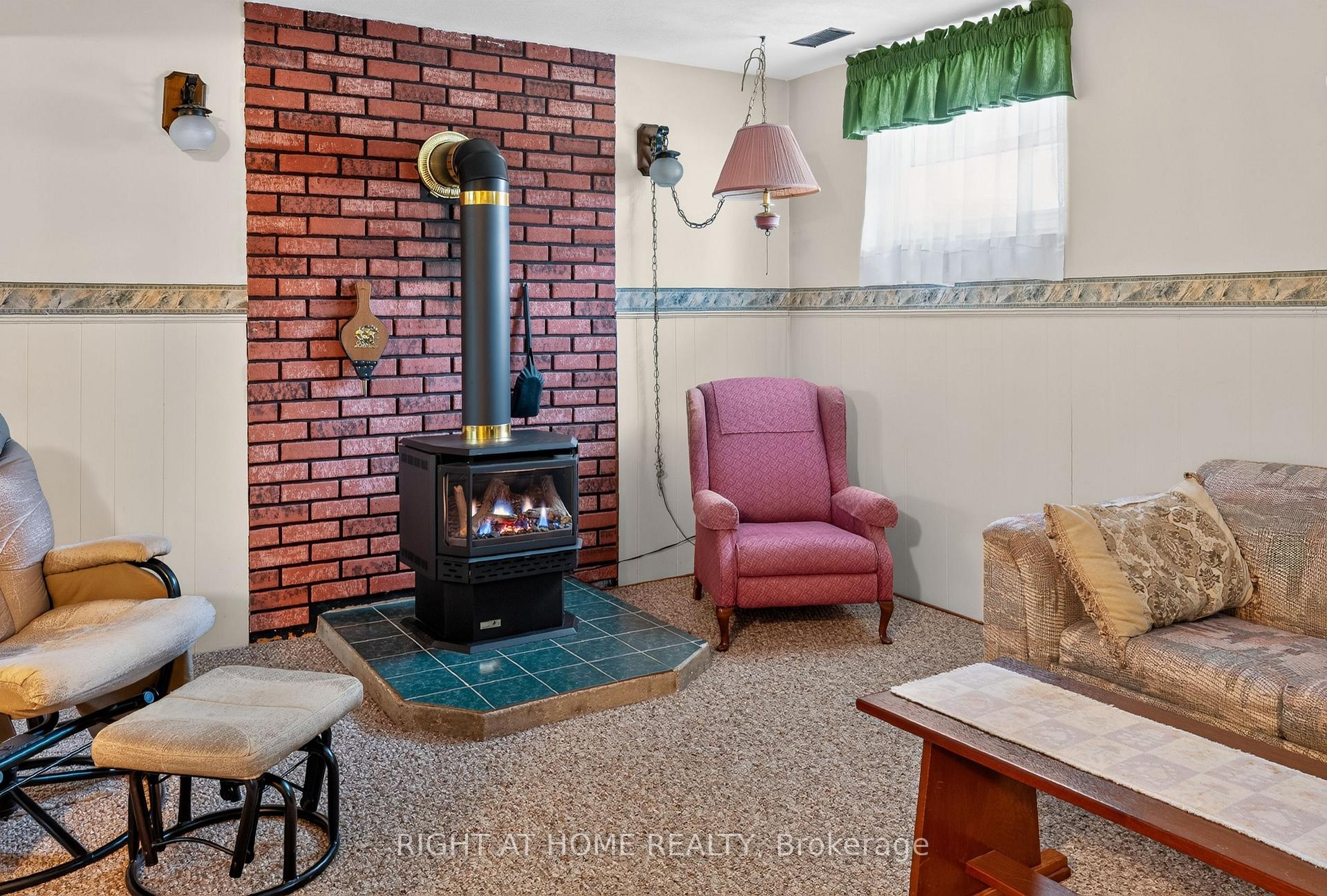 Photo 19 of 49 Locke Avenue, St. Thomas — HOMEH