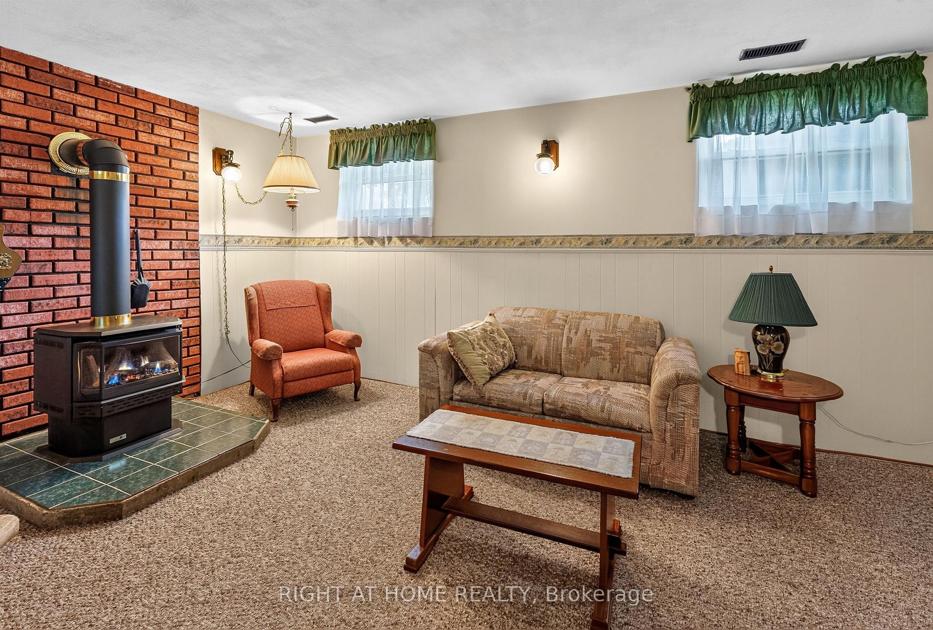 Photo 20 of 49 Locke Avenue, St. Thomas — HOMEH
