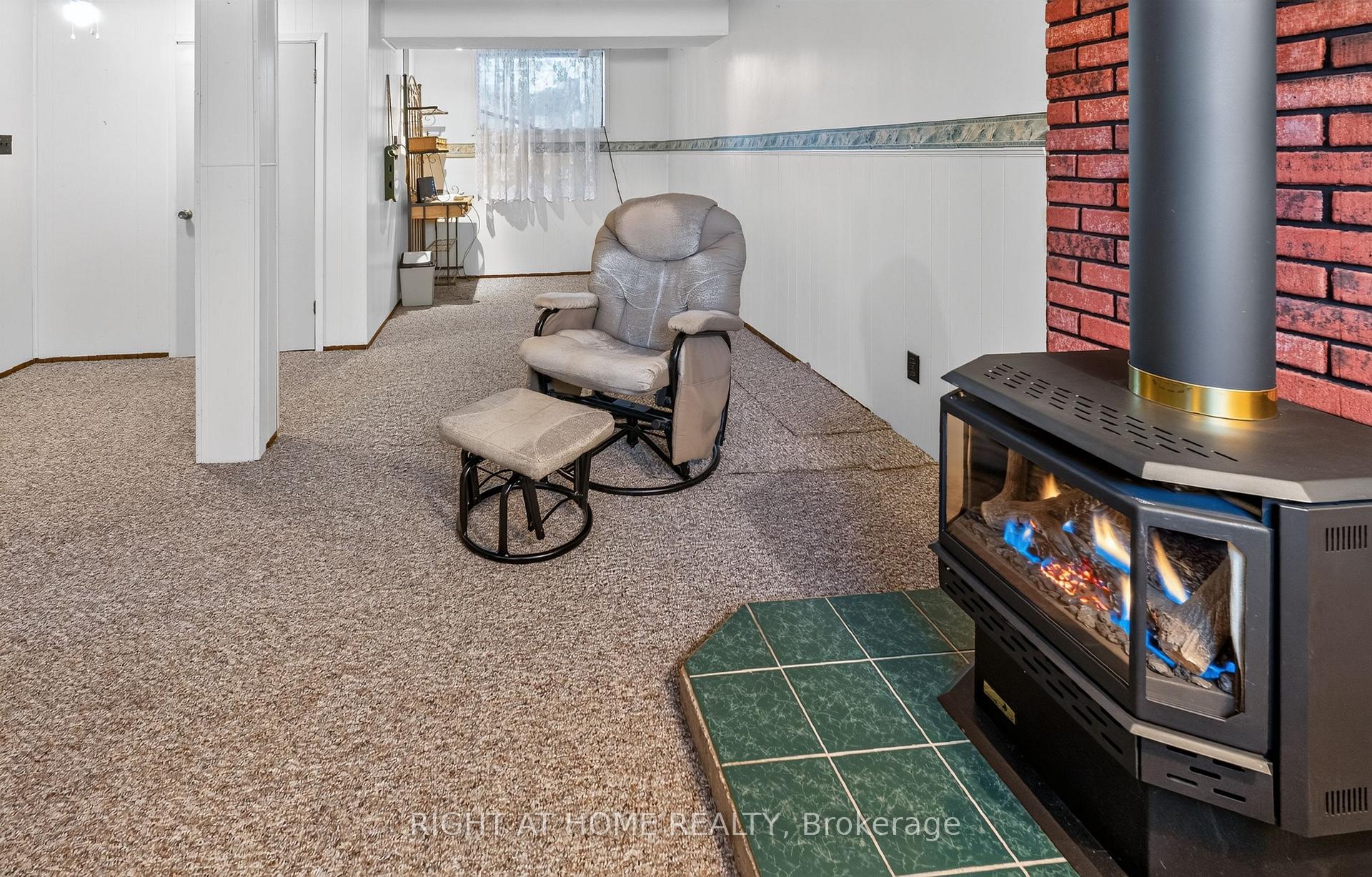 Photo 22 of 49 Locke Avenue, St. Thomas — HOMEH