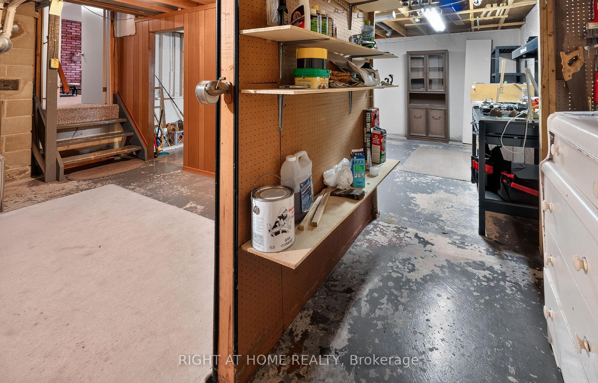 Photo 31 of 49 Locke Avenue, St. Thomas — HOMEH