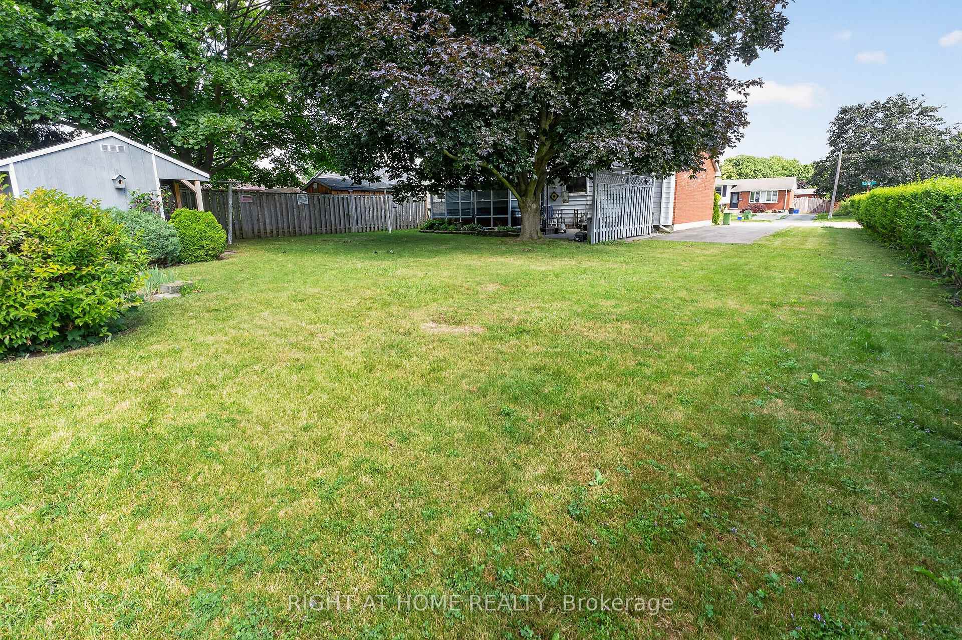 Photo 40 of 49 Locke Avenue, St. Thomas — HOMEH